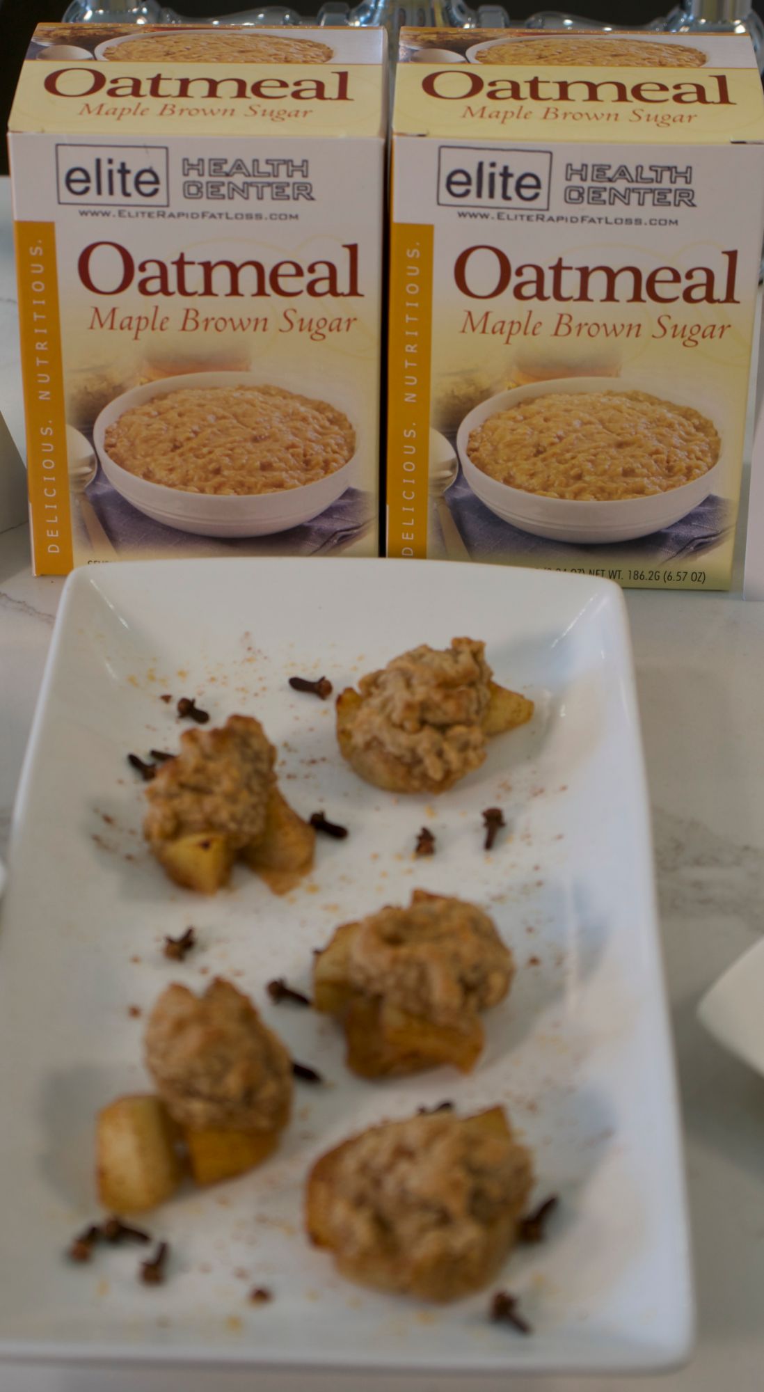 Elite Health Center- Maple Brown Sugar Oatmeal, high protein, 100 calorie, low fat (7 packs/box)